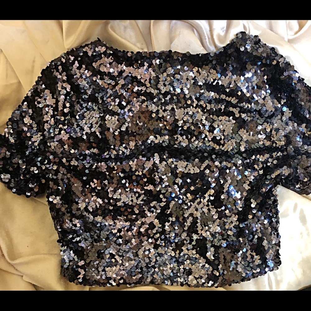 Sequined top- Excellent condition